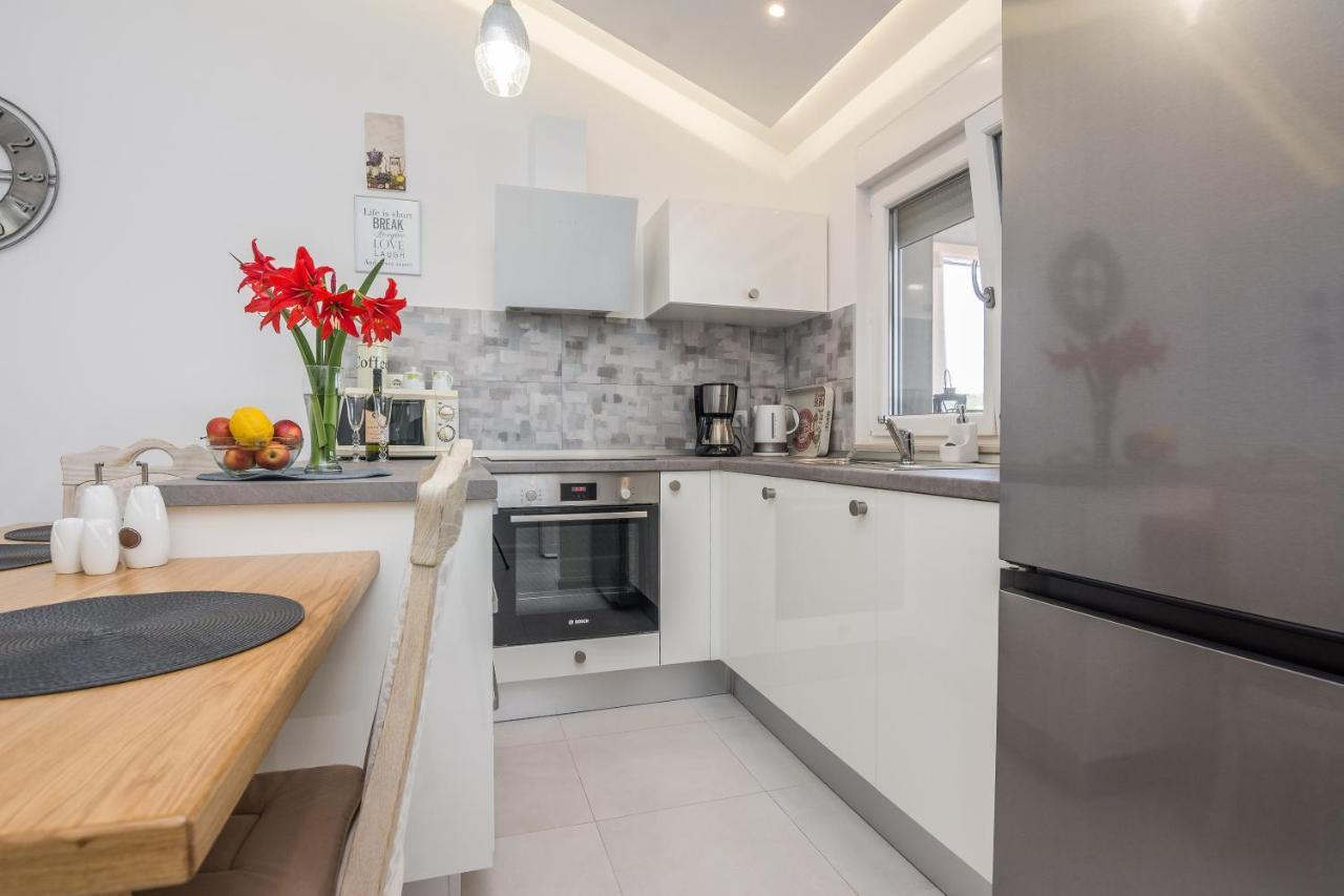 Apartment Velika Obala 2